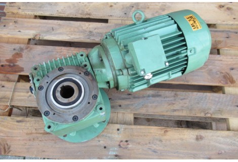 282 RPM 5,5 KW Asmaat 40 mm. 